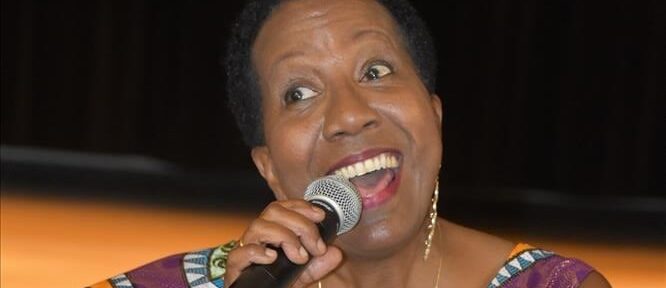 Jamaican-Singer-Karen-Smith-1